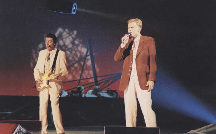 Pjesma dana, Fazla i Eurosong 1993: Sva bol svijeta je noćas u Bosni, ostajem da bolu prkosim
